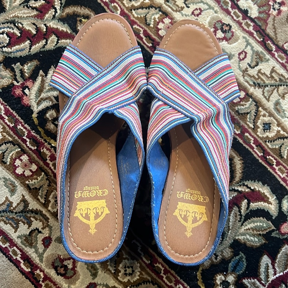 Crown Vintage cork wedge sandals size 9.5